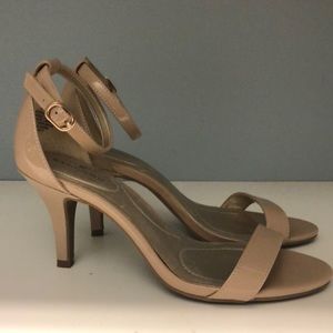 Bandolino Nude Heels